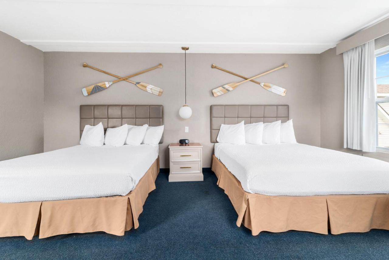 Clearwater Lakeshore Motel Mackinaw City Ngoại thất bức ảnh