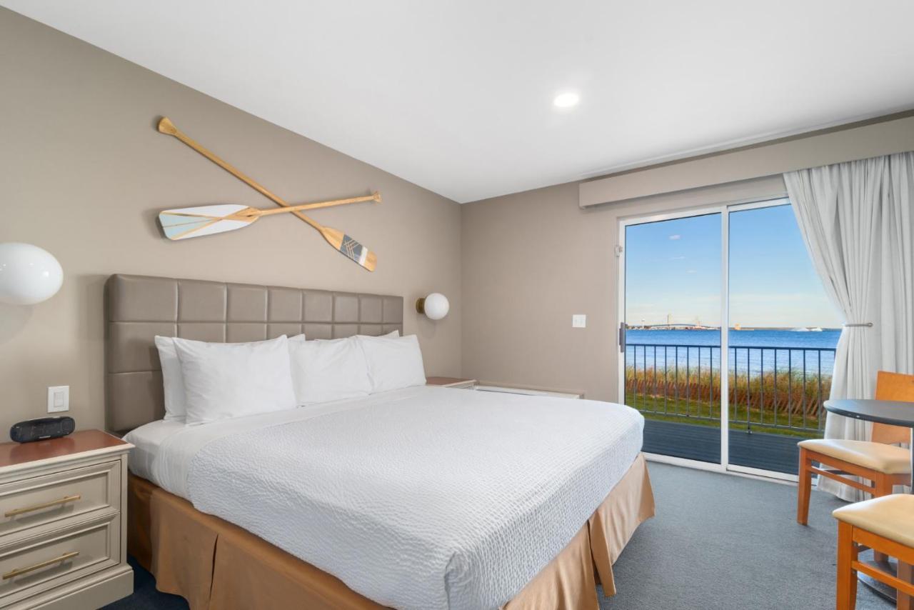 Clearwater Lakeshore Motel Mackinaw City Ngoại thất bức ảnh