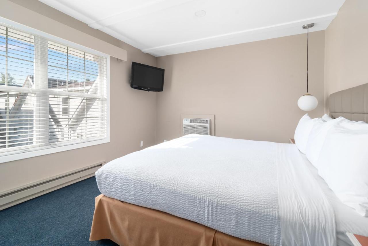 Clearwater Lakeshore Motel Mackinaw City Ngoại thất bức ảnh