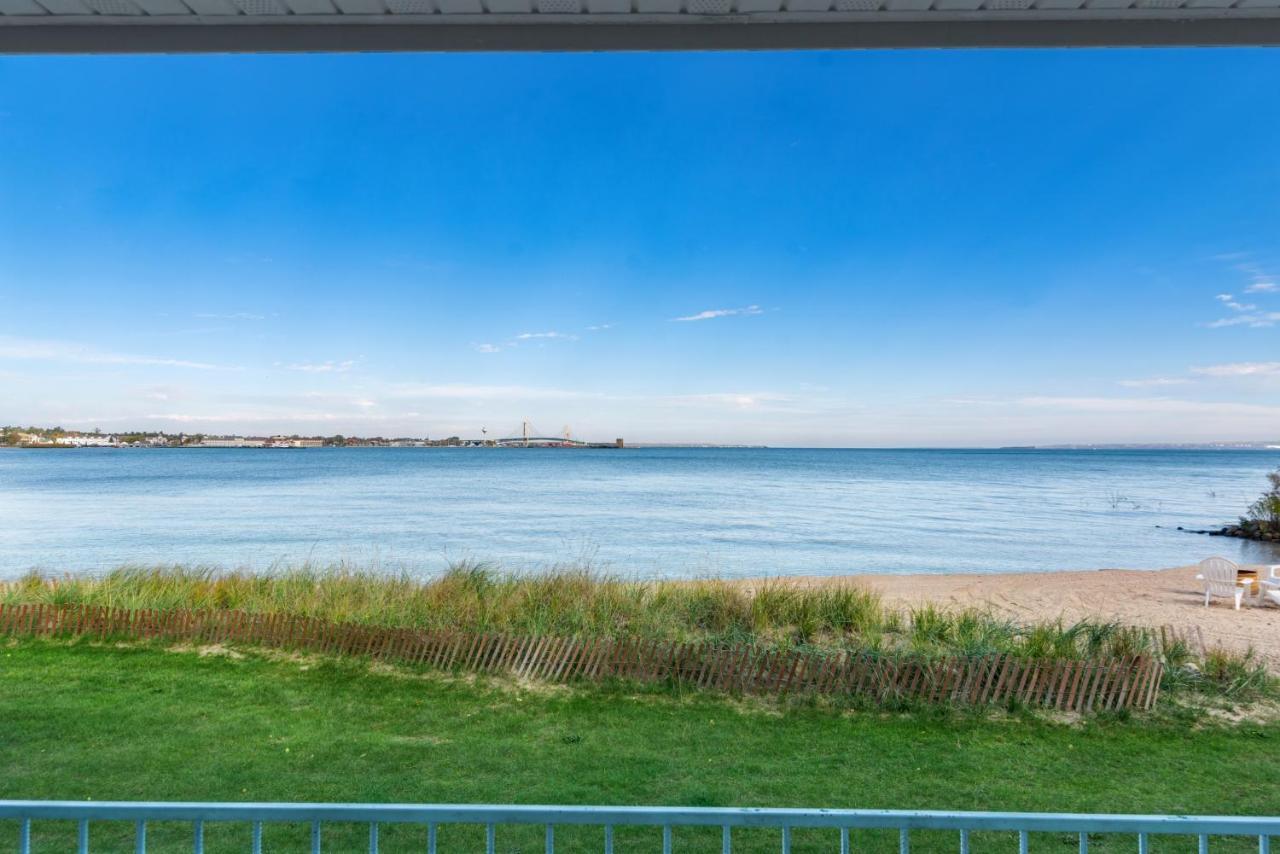 Clearwater Lakeshore Motel Mackinaw City Ngoại thất bức ảnh