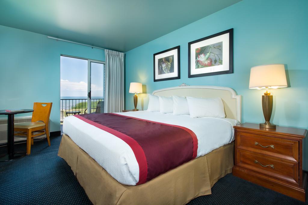 Clearwater Lakeshore Motel Mackinaw City Phòng bức ảnh