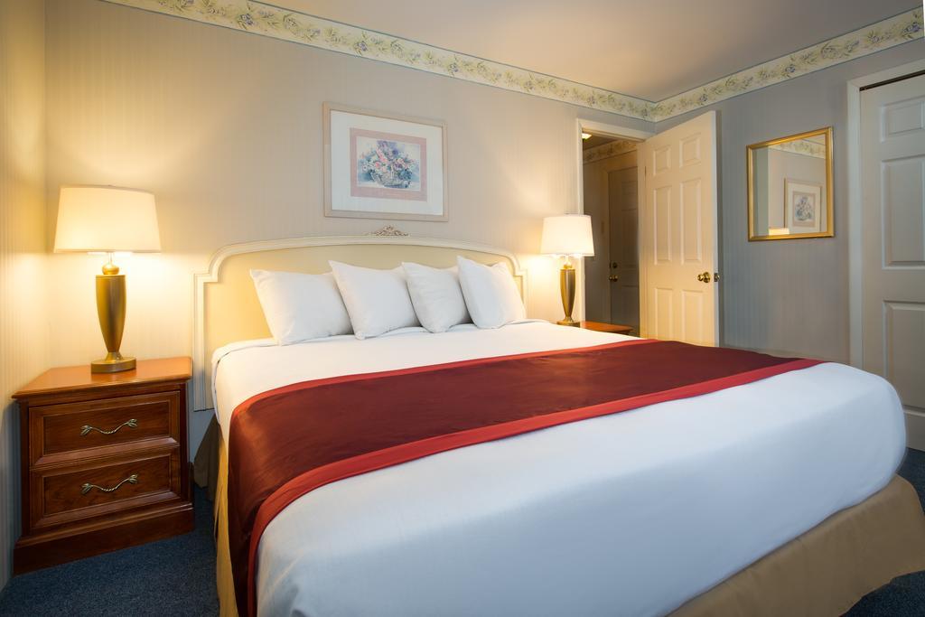 Clearwater Lakeshore Motel Mackinaw City Phòng bức ảnh