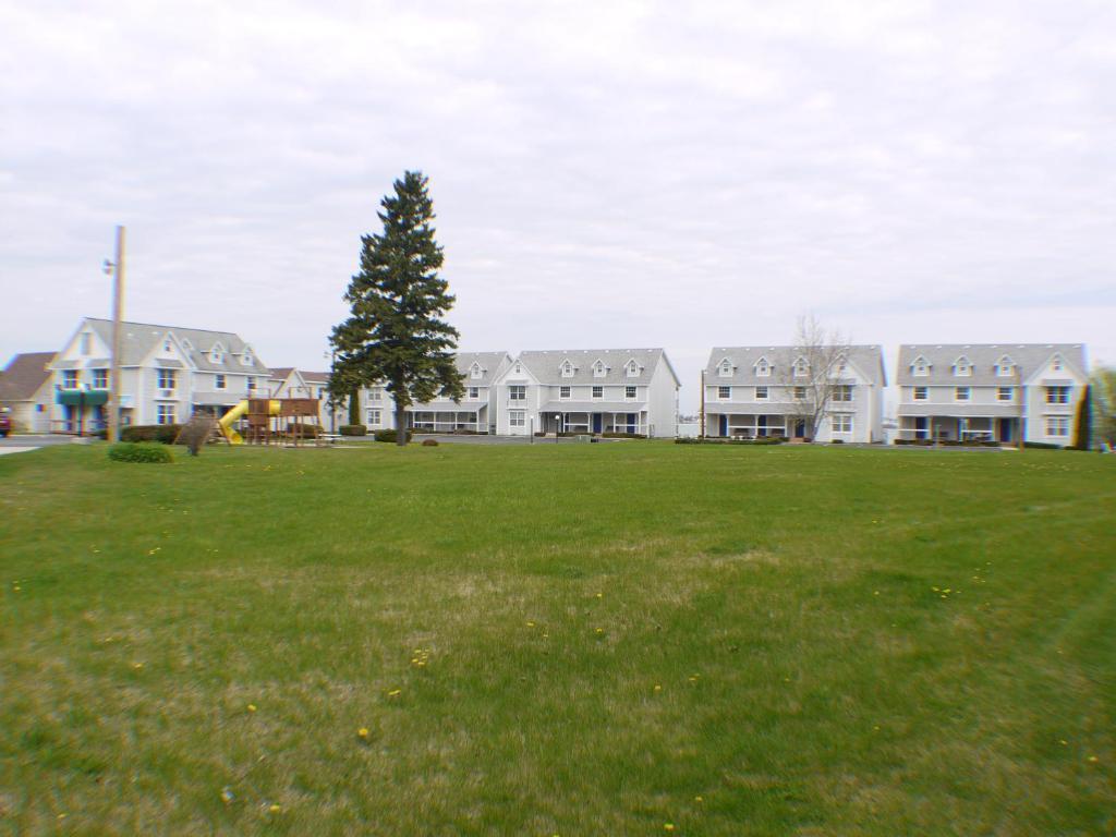 Clearwater Lakeshore Motel Mackinaw City Ngoại thất bức ảnh